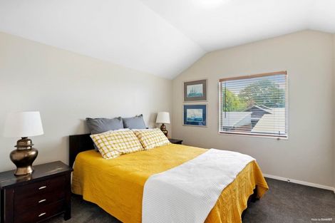 Photo of property in 50 Kirikiri Lane, East Tamaki, Auckland, 2013