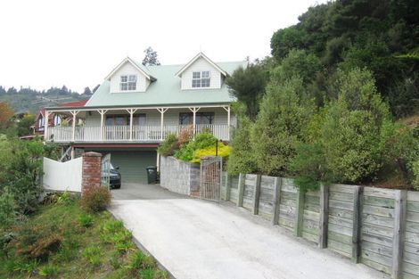 Photo of property in 6 Hobbit Lane, Pinehaven, Upper Hutt, 5371