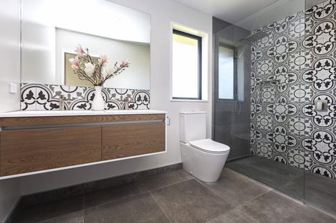 Photo of property in 14 Godley Place, Woodend, 7610