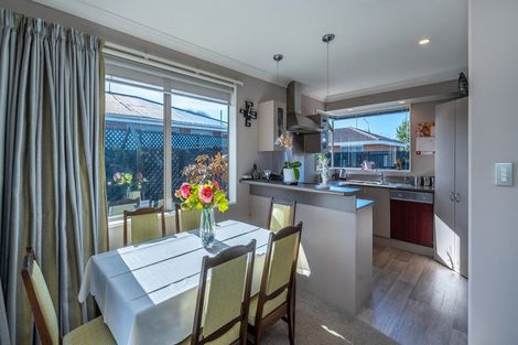 Photo of property in 102a Prestons Road, Redwood, Christchurch, 8051