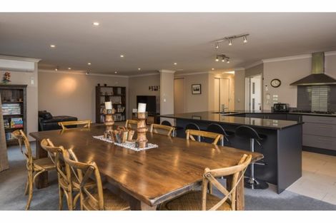 Photo of property in 28 Ruahine Place, Parklands, Christchurch, 8083