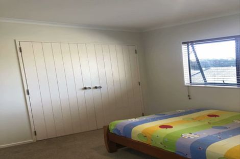 Photo of property in 37 Virginia Street, Henderson, Auckland, 0612