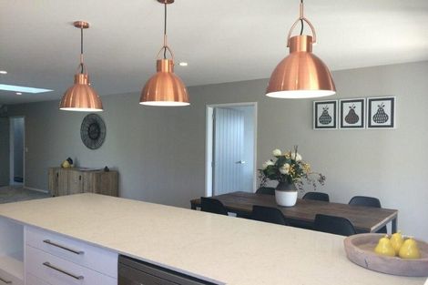 Photo of property in 14 Aotea Drive, Aotea, Porirua, 5024