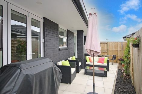 Photo of property in 14 Toi Place, Papamoa, 3118