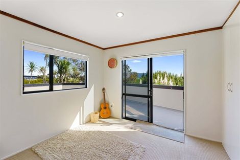Photo of property in 4 Flaxmere Street, Waikanae Beach, Waikanae, 5036