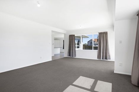 Photo of property in 20 Aotaki Street, Otaki, 5512