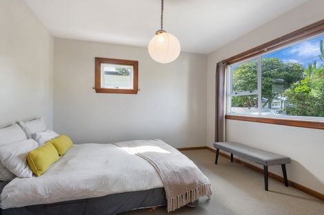 Photo of property in 75 Corson Avenue, Beckenham, Christchurch, 8023