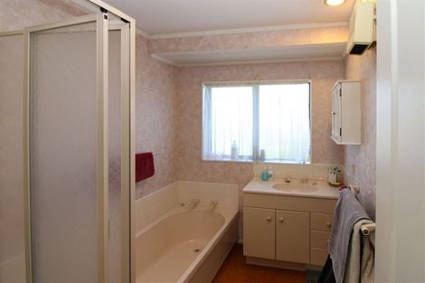 Photo of property in 120a Gordon Street, Lansdowne, Masterton, 5810