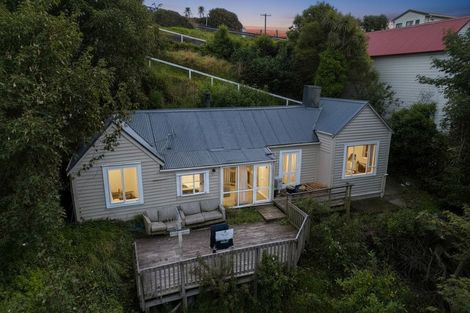 Photo of property in 143 Queen Street, North Dunedin, Dunedin, 9016