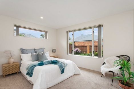 Photo of property in 15 Ashmore Lane, Strowan, Christchurch, 8052