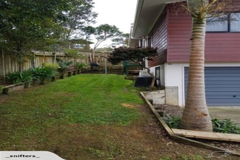 Photo of property in 2/15 Witheford Drive, Bayview, Auckland, 0629