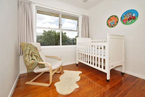 Photo of property in 30 Rhonda Avenue, Deanwell, Hamilton, 3206