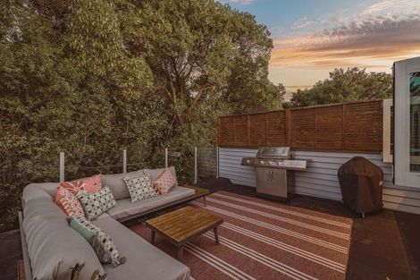 Photo of property in 277 Cannon Hill Crescent, Mount Pleasant, Christchurch, 8081