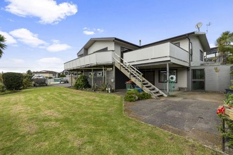 Photo of property in 8a Walmer Grove, Bell Block, New Plymouth, 4312