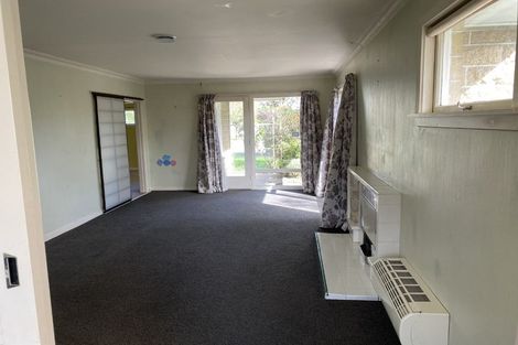 Photo of property in 6 Rosedale Place, Avonhead, Christchurch, 8042