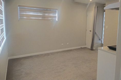 Photo of property in 43 Clayden Shuttleworth Street, Papakura, 2110