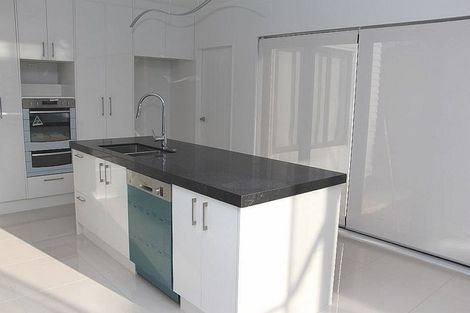 Photo of property in 15c Glendhu Road, Bayview, Auckland, 0629