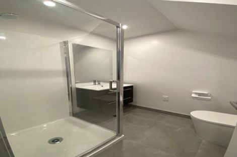 Photo of property in 1 Kamahi Place, Paraparaumu, 5032