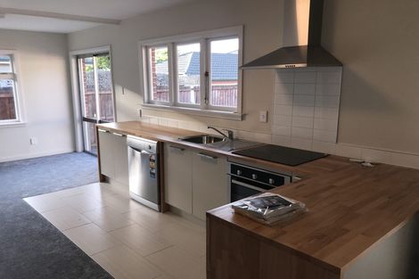 Photo of property in 122 Maidstone Road, Ilam, Christchurch, 8041