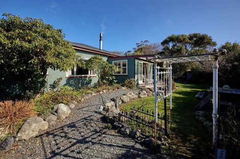 Photo of property in 223 Beach Road, Kaikoura, 7300