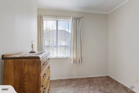 Photo of property in 1/14 Cosgrave Road, Papakura, 2110