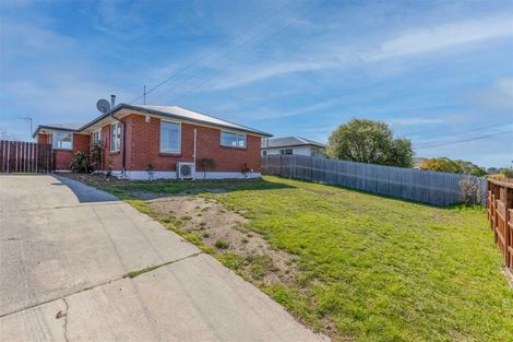 Photo of property in 61 Carisbrooke Street, Aranui, Christchurch, 8061