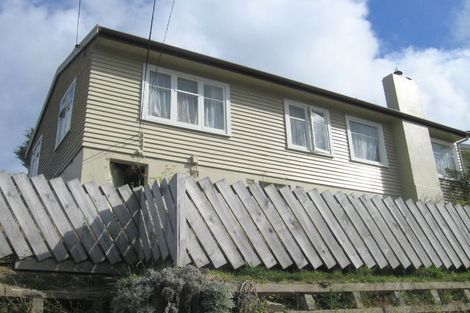 Photo of property in 131 Tauhinu Road, Miramar, Wellington, 6022