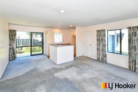 Photo of property in 45 Clevedon Road, Papakura, 2110