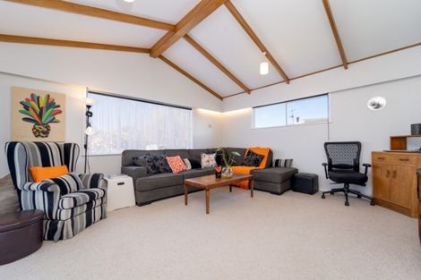 Photo of property in 12 Fairbrother Street, Carterton, 5713