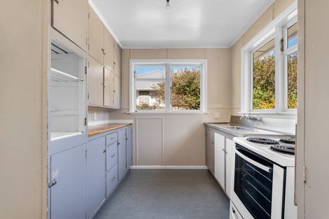 Photo of property in 32 Uxbridge Street, Redwood, Christchurch, 8051