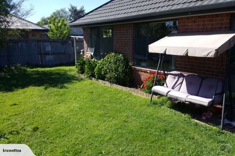 Photo of property in 40a Lambeth Crescent, Redwood, Christchurch, 8051