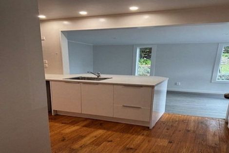 Photo of property in 2 Halyard Place, Whitby, Porirua, 5024