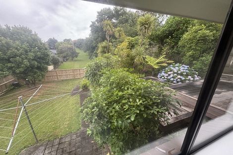 Photo of property in 14 Mark Edward Drive, Half Moon Bay, Auckland, 2012