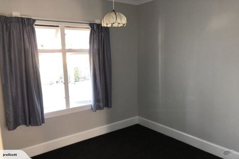 Photo of property in 72 Great North Road, Saint Johns Hill, Whanganui, 4500