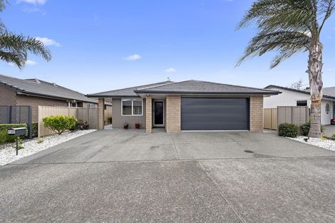 Photo of property in 16 Seashell Drive, Papamoa Beach, Papamoa, 3118