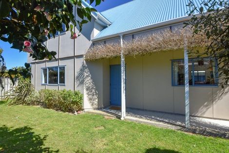 Photo of property in 7 Philip Street, Carterton, 5713