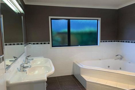 Photo of property in 45 The Esplanade, Huntington, Hamilton, 3210