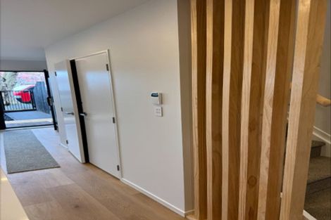 Photo of property in 10/17 Norcross Avenue, Henderson, Auckland, 0612