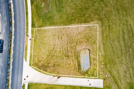 Photo of property in 12 Blue Moon Rise, Langs Beach, 0582