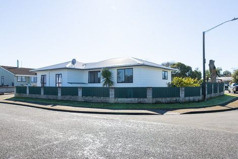 Photo of property in 10 Peary Crescent, Flaxmere, Hastings, 4120