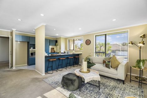 Photo of property in 8 Admiralty Rise, Gulf Harbour, Whangaparaoa, 0930