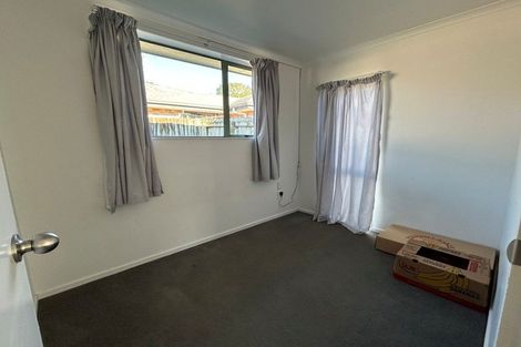 Photo of property in 44 Kayes Road, Pukekohe, 2120