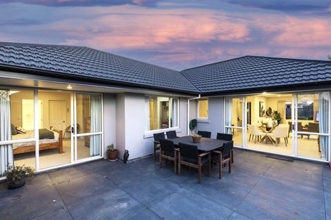 Photo of property in 23 Anglem Way, Northwood, Christchurch, 8051