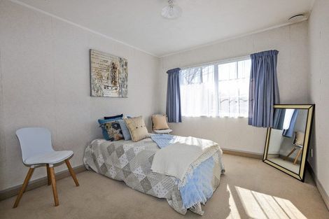 Photo of property in 1229 Louie Street, Parkvale, Hastings, 4122