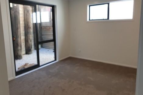 Photo of property in 210a Forrest Hill Road, Forrest Hill, Auckland, 0620