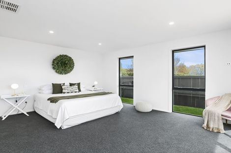 Photo of property in 141 Wingatui Road, Mosgiel, 9024
