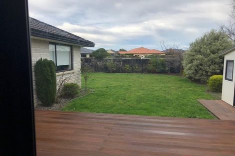 Photo of property in 20 Aspen Way, Kelvin Grove, Palmerston North, 4414