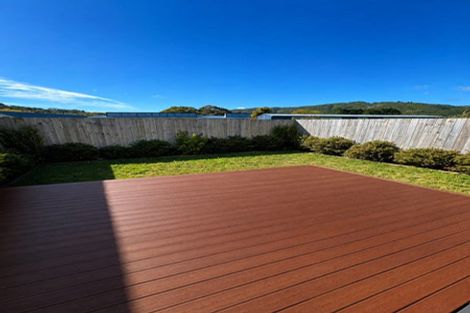 Photo of property in 9e Hinau Grove, Wainuiomata, Lower Hutt, 5014