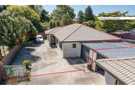 Photo of property in 2/3 Arran Crescent, Woolston, Christchurch, 8062