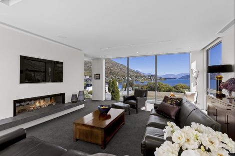 Photo of property in 48 Lake Avenue, Frankton, Queenstown, 9300